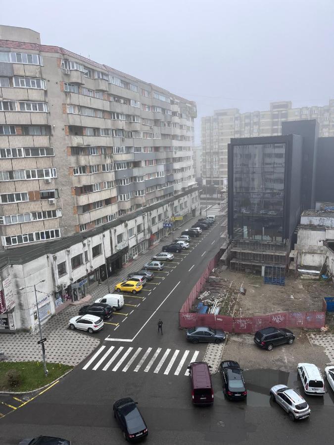 Apartament In Centrul Orasului Bacau Exterior photo